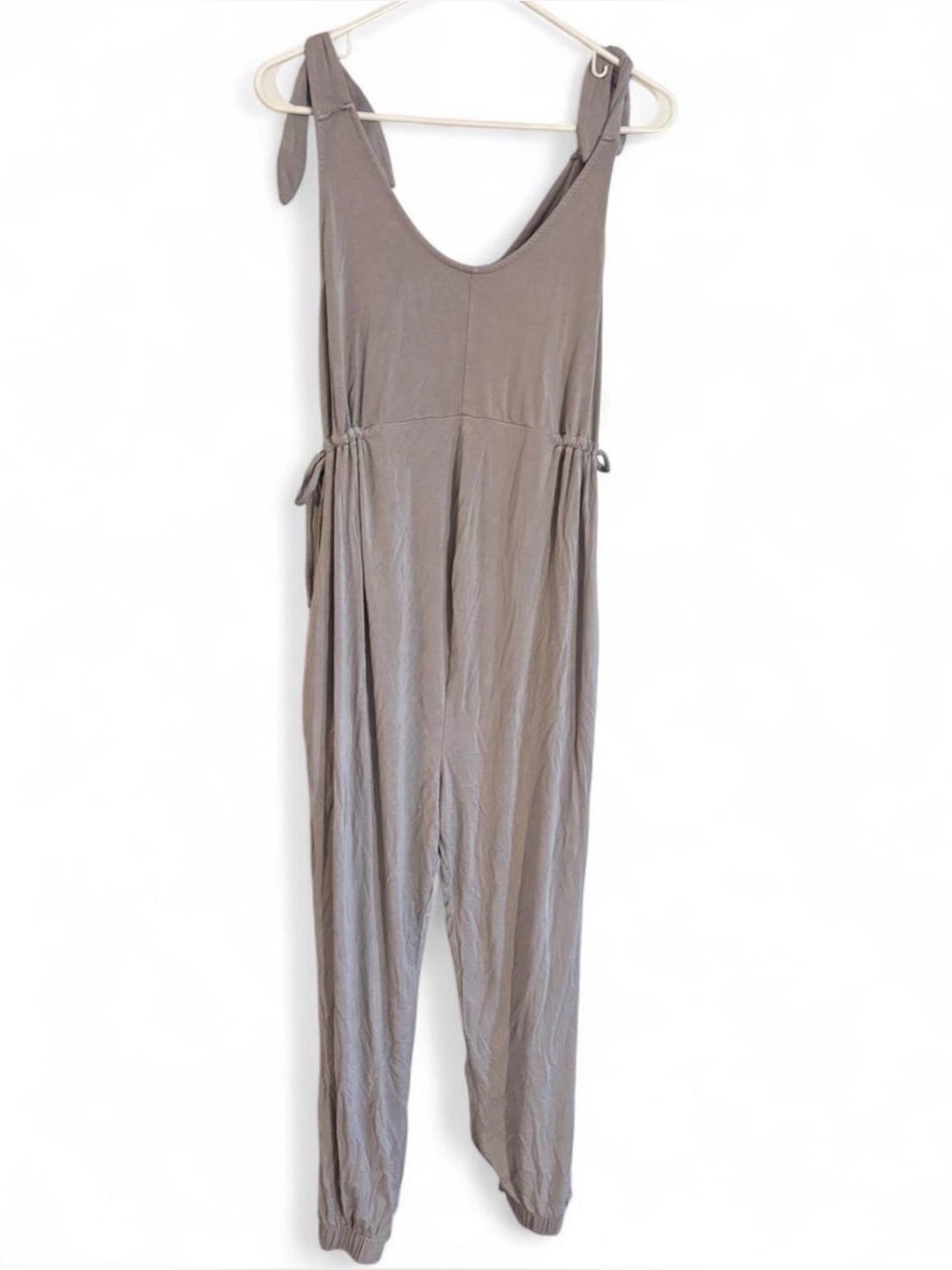 Isabel by Ingrid & Isabel Gray Maternity Side Tie Cuffed Jogger Jumpsuit Small